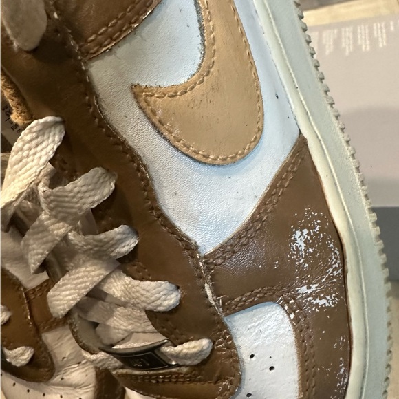 Air Force 1 - Picture 15 of 16